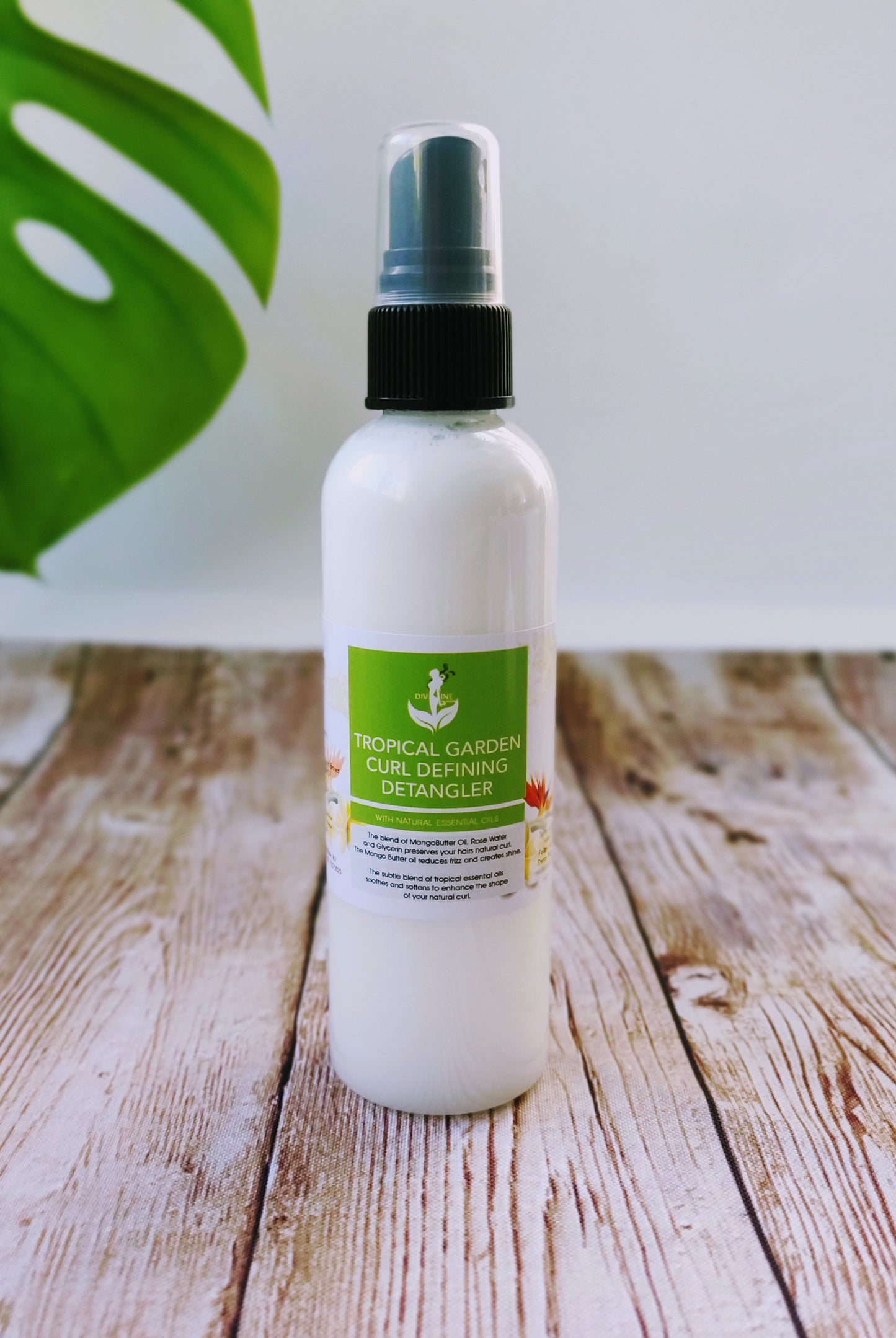 Tropical Garden Curl Defining Detangler Spray